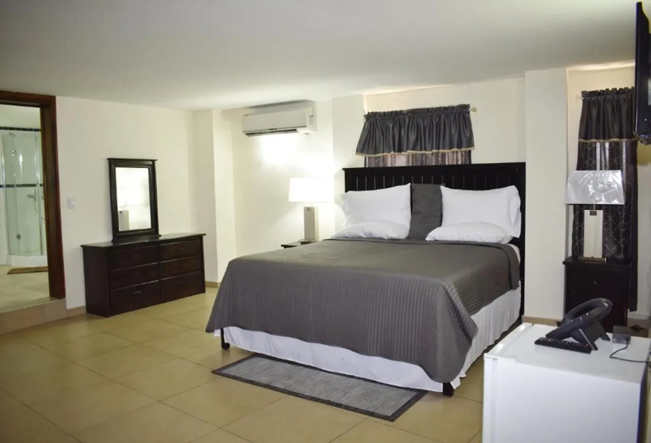 Constellation Hotel Port-au-Prince 3*,